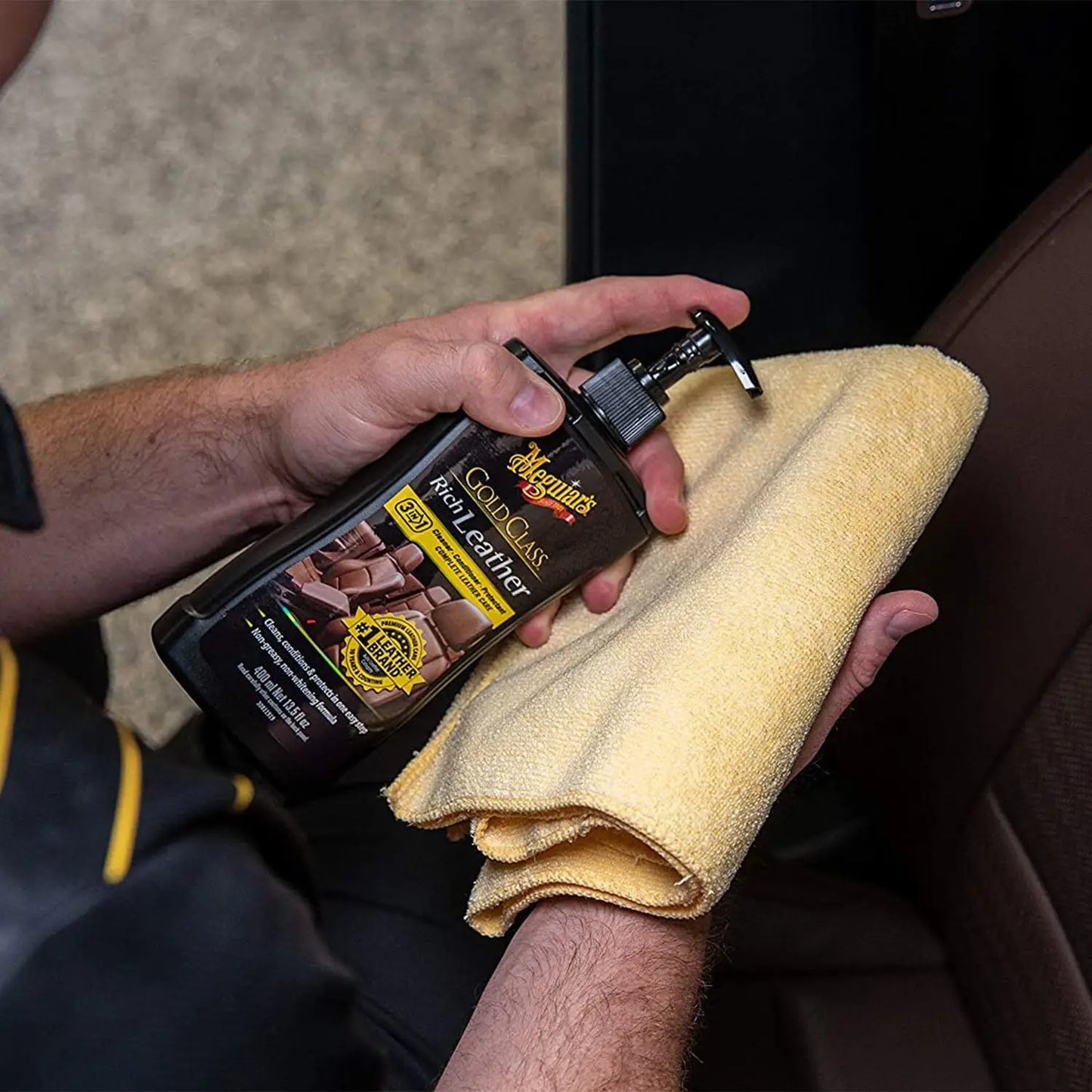 Crema Hidratare Piele Meguiar's Gold Class Rich Leather Cleaner and Conditioner, 400ml