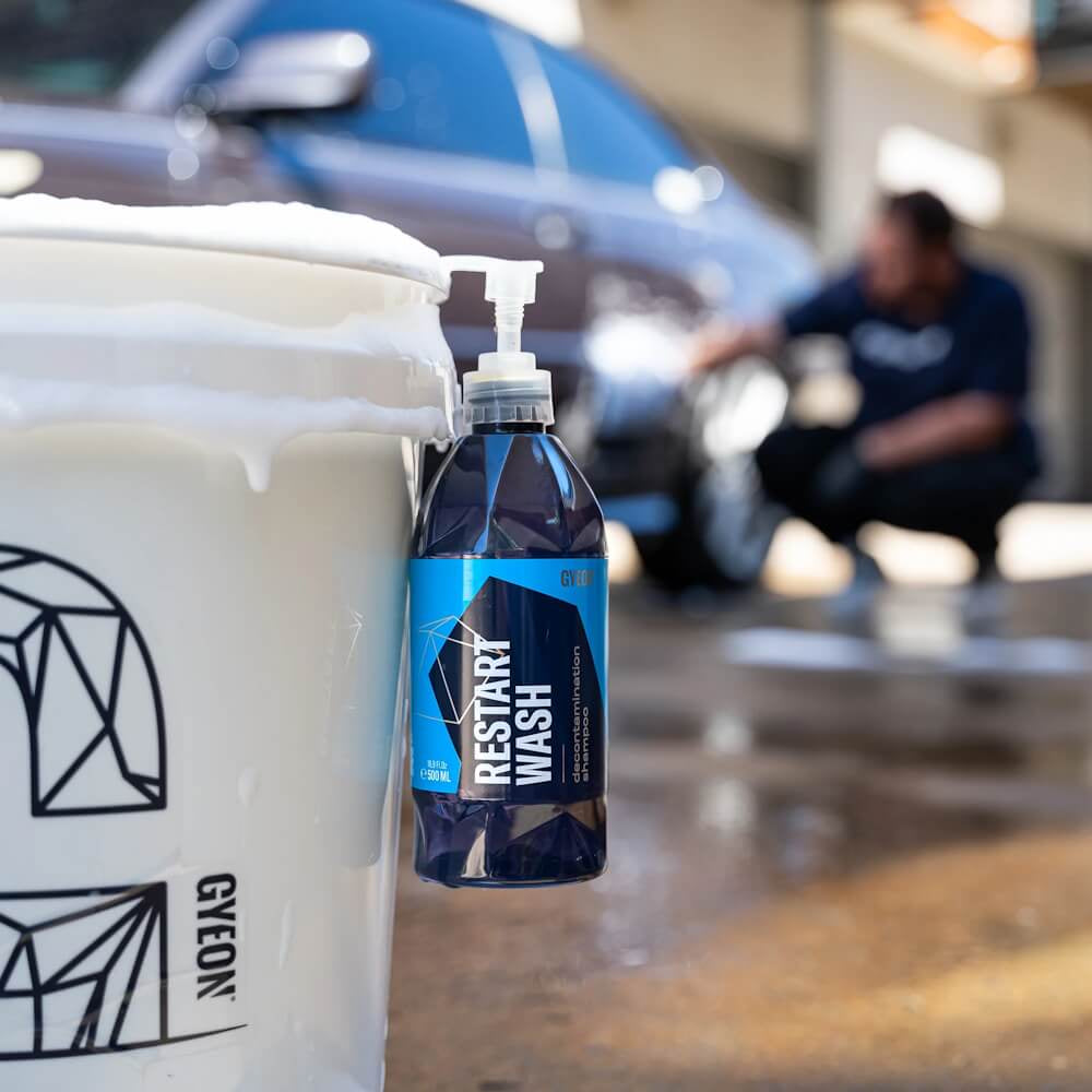 Sampon auto decontaminant Gyeon Q²M Restart Wash