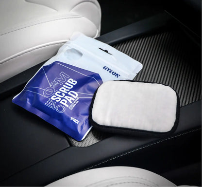 Burete curatare suprafete interioare Gyeon Q²M ScrubPad EVO