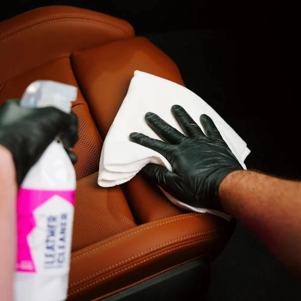 Solutie curatare piele Gyeon Q²M LeatherCleaner Natural